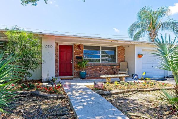 Fairway Park, 15830 SW 101st Ave, Palmetto Estates, Florida 33157, image 3
