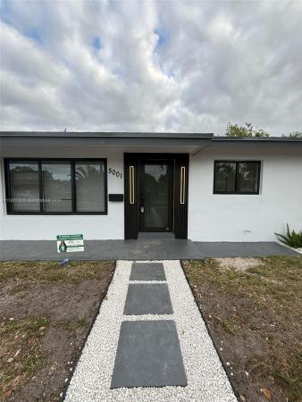 Carol City, 5001 NW 178th Ter, Miami Gardens, Florida 33055, image 3