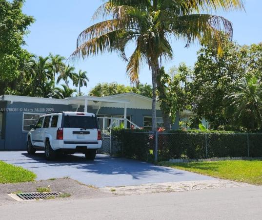 1440 NE 117th St, Unincorporated Dade County, Florida 33161, image 1