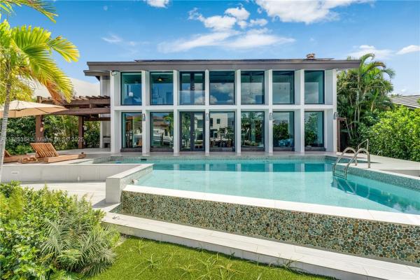 2055 NE 120th Rd, North Miami, Florida 33181, image 3