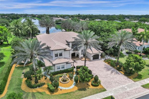 Long Lake Ranches West, 11356 Canyon Maple Blvd, Davie, Florida 33330, image 1