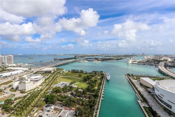 MarinaBlue, 888 Biscayne Blvd #3712, Miami, Florida 33132, image 1