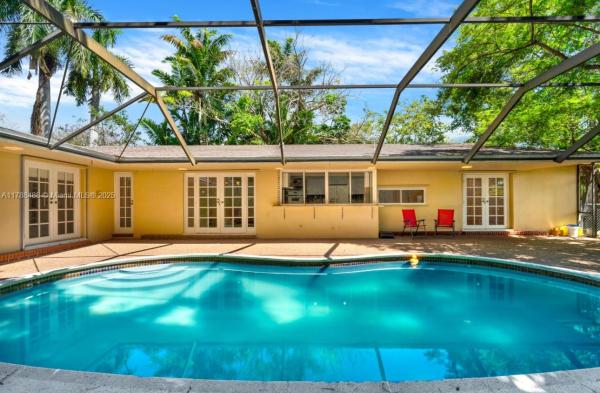 Richard Estates, 17737 SW 86th Ave, Palmetto Bay, Florida 33157, image 2