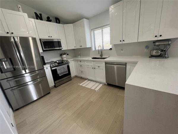 13549 SW 285th Ter, Homestead, Florida 33033, image 3