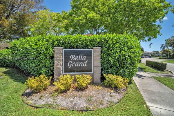 Bella Grand, 10457 NW 8th St #105, Pembroke Pines, Florida 33026, image 1