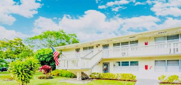 497 W Tilford W #W, Deerfield Beach, Florida 33442, image 1