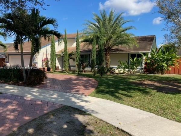Calusa Club Estates, 10115 SW 127th Ct, The Crossings, Florida 33186, image 2