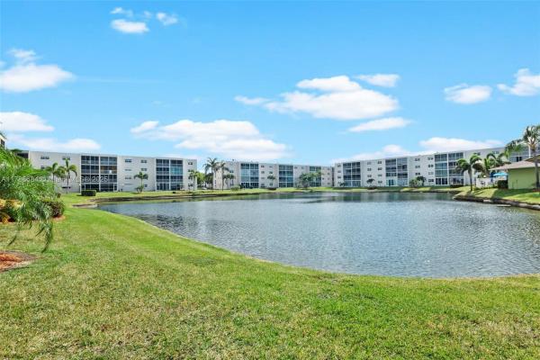 Meadowbrook Lakes, 1024 SE 4th Ave #102, Dania Beach, Florida 33004, image 1