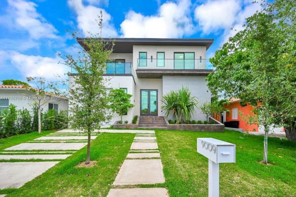 Altos Del Mar, 9009 Byron Ave, Surfside, Florida 33154, image 2