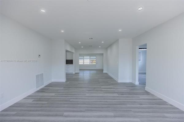 Winona Park, 101 NW 62nd Ct, Miami, Florida 33126, image 3