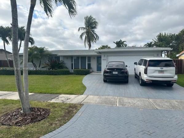 14510 SW 73rd St, Unincorporated Dade County, Florida 33183, image 1