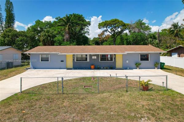 14320 NE 18th Ave, Unincorporated Dade County, Florida 33181, image 1
