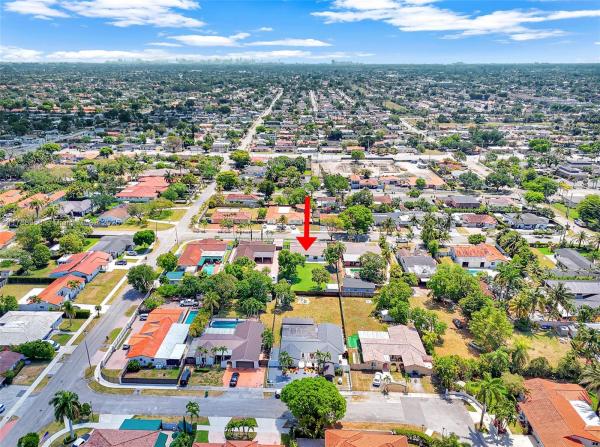 Intag Gardens, 3420 SW 108th Ave, University Park, Florida 33165, image 2