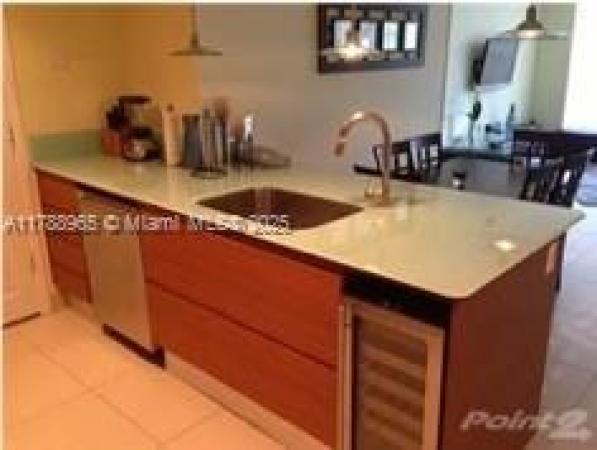 Mei, 5875 Collins Ave #1006, Miami Beach, Florida 33140, image 3