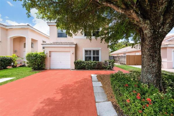 Las Brisas At Coral Bay, 6231 Island Way, Margate, Florida 33063, image 1