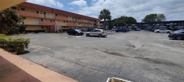 1540 NE 191st St #122, Unincorporated Dade County, Florida 33179, image 1