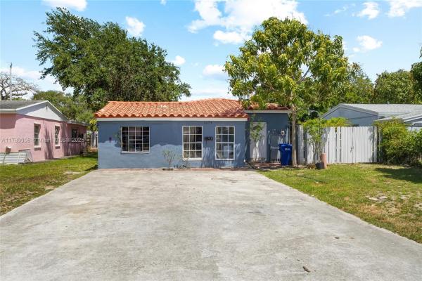 Fulford By The Sea, 1679 NE 181st St, North Miami Beach, Florida 33162, image 1