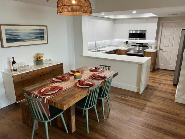 Doral House, 9725 NW 52nd St #515, Doral, Florida 33178, image 2