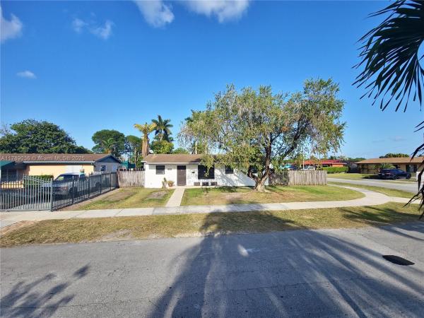 15561 SW 102nd Ct, Miami, Florida 33157, image 1