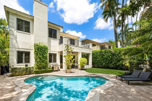 Brickells Flagler, 1672 Micanopy Ave, Miami, Florida 33133, image 3