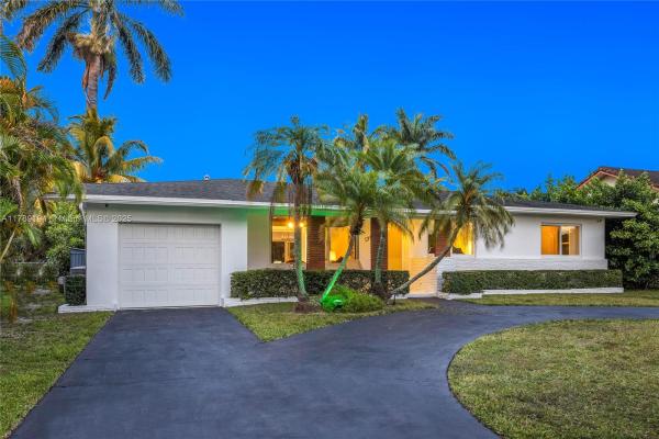 13925 S Biscayne River Rd, Unincorporated Dade County, Florida 33161, image 1