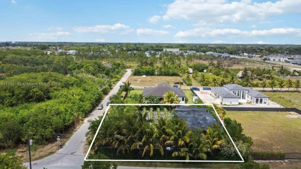 19785 SW 326 St, Unincorporated Dade County, Florida 33030, image 1