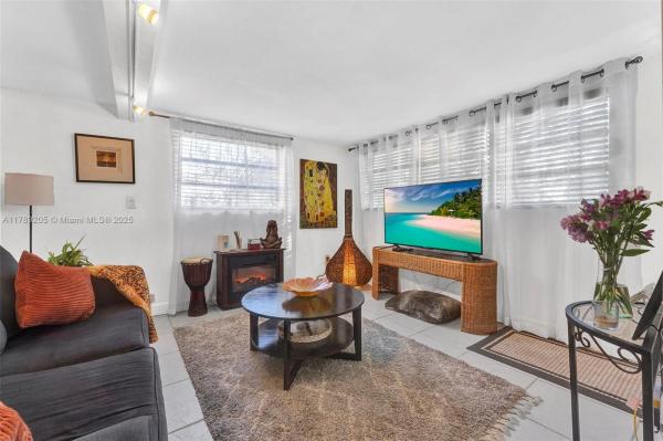 4240 SW 112th Ave, Unincorporated Dade County, Florida 33165, image 1