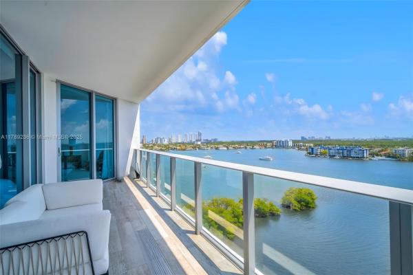 17111 Biscayne Blvd #1406, North Miami Beach, Florida 33160, image 1