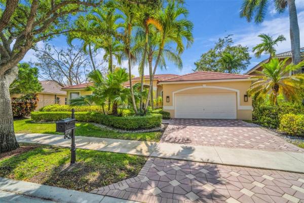 Oak Ridge, 3739 Oak Ridge Cir, Weston, Florida 33331, image 1