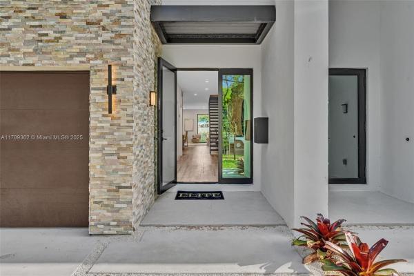 East Shenandoah, 1389 SW 22nd Ter, Miami, Florida 33145, image 3
