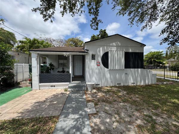North Miami Estates, 1501 NW 42nd St, Miami, Florida 33142, image 1