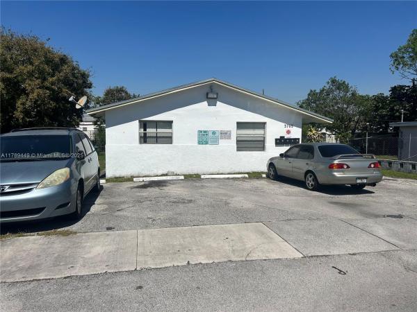 Davie Boulevard Park, 3705 SW 13th Ct, Fort Lauderdale, Florida 33312, image 1