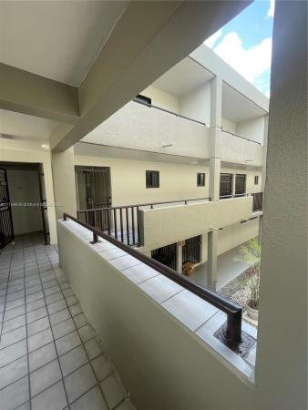 Olive Drive, 5 Olive Dr #22, Hialeah, Florida 33010, image 1