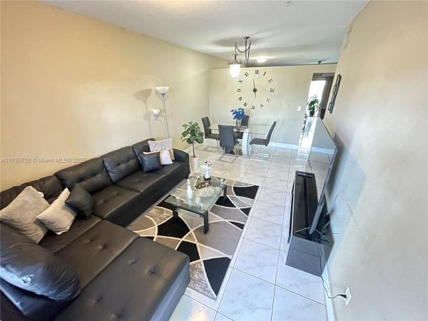 San Marco Villas, 6940 NW 179th St #308-7, Hialeah, Florida 33015, image 1