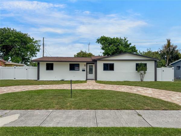 Sierra Mirada, 1121 NW 200th St, Miami Gardens, Florida 33169, image 1