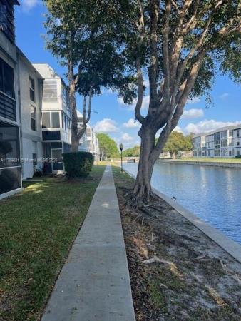 Sands Point, 8360 Sands Point Blvd #G 304, Tamarac, Florida 33321, image 1