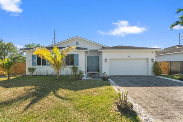 Tropical Villas, 200 NE 18th Ter, Homestead, Florida 33033, image 2