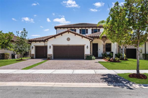 Kingman Commons, 2454 SE 1st St, Homestead, Florida 33033, image 3