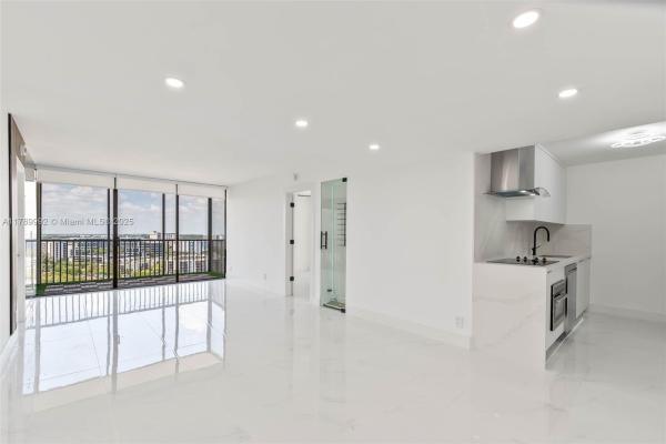 Coronado Tower 1, 20335 W Country Club Dr #1902, Aventura, Florida 33180, image 1