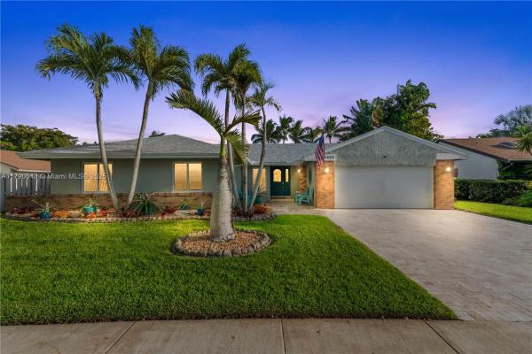 Shenandoah, 14450 Hampton Pl, Davie, Florida 33325, image 1