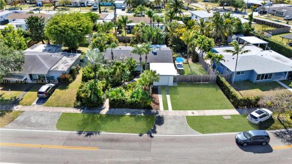 Cutler Ridge, 20430 Marlin Rd, Cutler Bay, Florida 33189, image 3