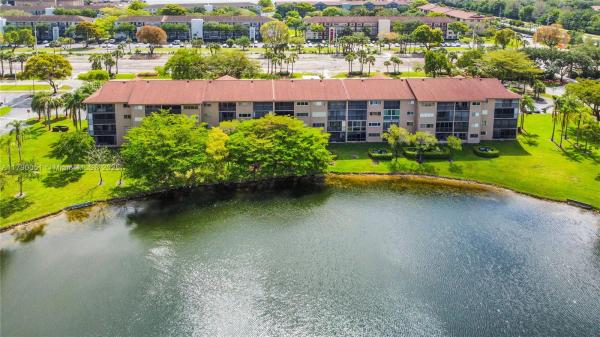 Suffolk At Century Village, 1400 SW 137th Ave #311F, Pembroke Pines, Florida 33027, image 1