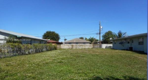 Liberia, 2343 Douglas St, Hollywood, Florida 33020, image 1