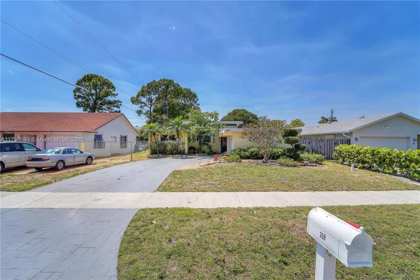 West Deerfield Beach, 359 SW 32nd Ave, Deerfield Beach, Florida 33442, image 3