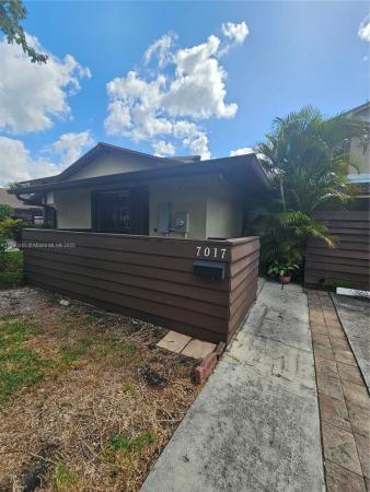 7017 SW 105th Ct #7017, Unincorporated Dade County, Florida 33173, image 1