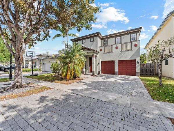 2873 NE 1st Dr, Homestead, Florida 33033, image 1