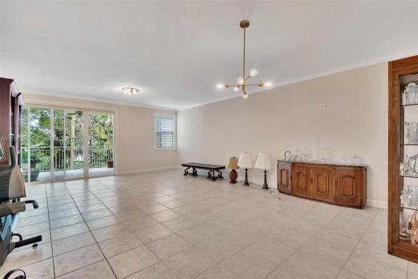The Reserve Of Pinecrest, 7540 SW 102nd St #208, Pinecrest, Florida 33156, image 2