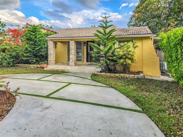 West Flagler Center, 4610 SW 3rd St, Miami, Florida 33134, image 1