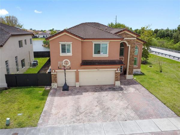 15662 SW 8th Ln, Unincorporated Dade County, Florida 33194, image 1
