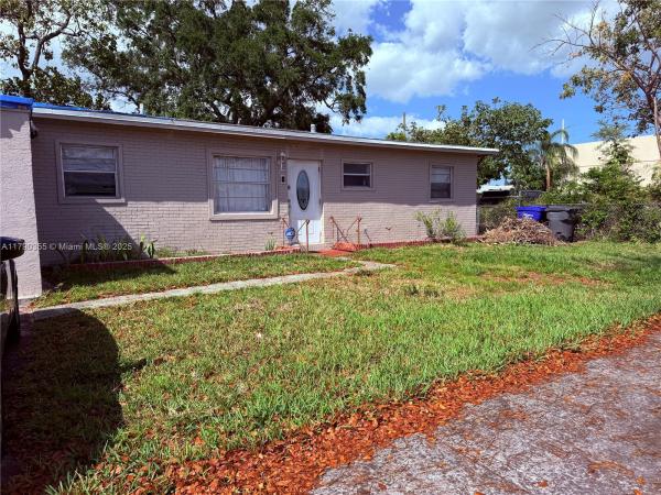 Hollywood Pines, 6023 Flagler St, Hollywood, Florida 33023, image 2